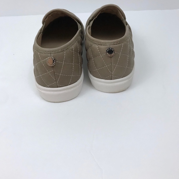 Steve Madden Zaander Slip-On Sneaker - Picture 4 of 8